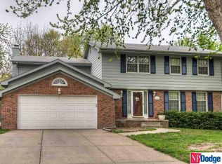 2005 Mayfair Dr, Omaha, NE 68144