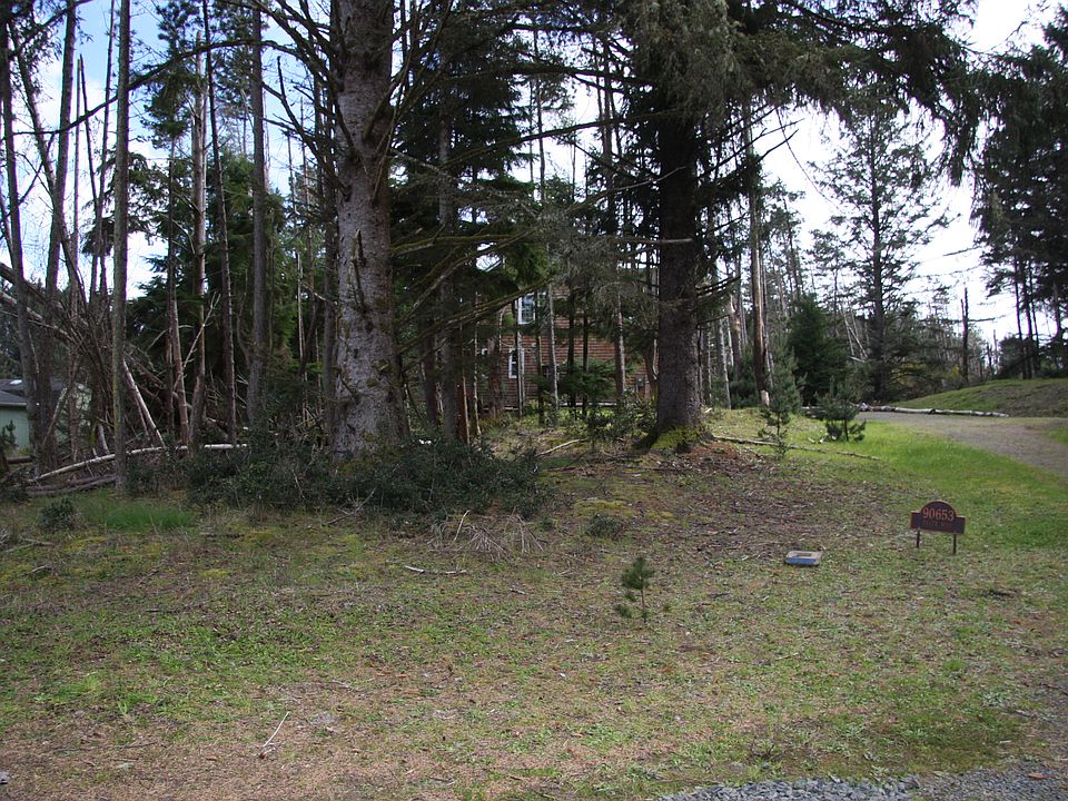 2nd image of Great Location Lot 100x100 In Sunset Beach #Taxlot1409