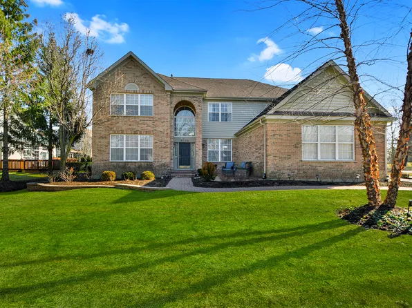 8098 Boulder Ct, Long Grove, IL 60047