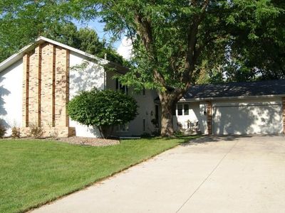 3260 Saratoga Ln N, Plymouth, MN, 55441