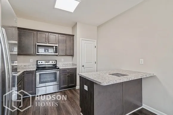 1001 Laurel Leaf Rd — Photo 5