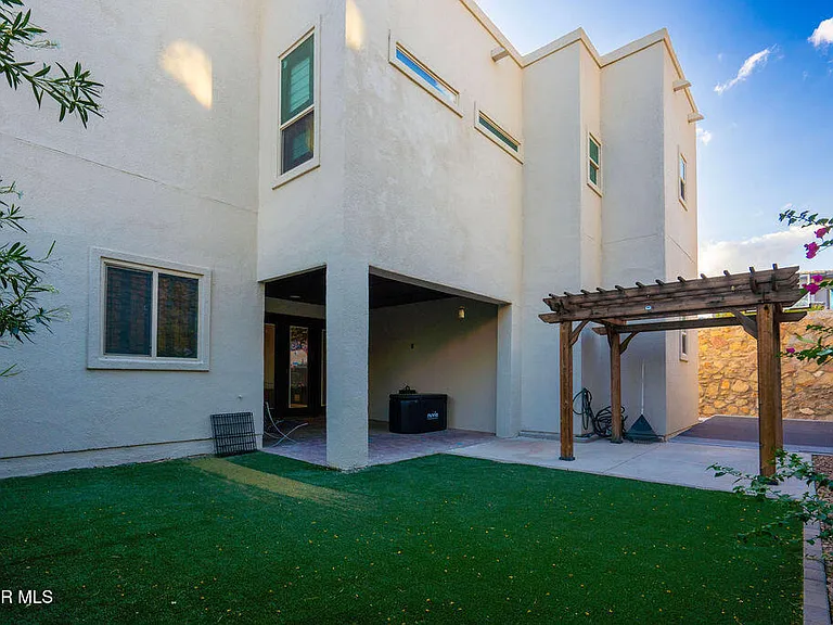1276 Desert Night St — Photo 39