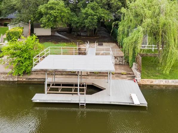 231 Granada Calle St, Granbury, TX 76049