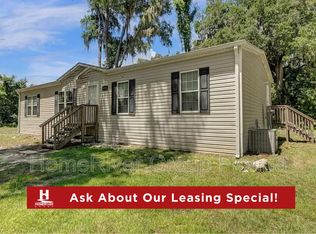 19276 N Us Highway 301, Citra, FL 32113