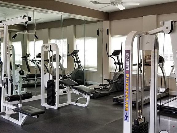 3rd image of 18001 Richmond Place Dr APT 732