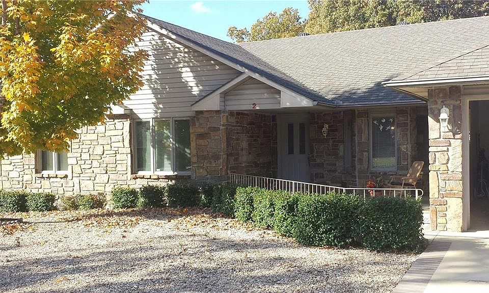 1st image of 2 Tarland Ln