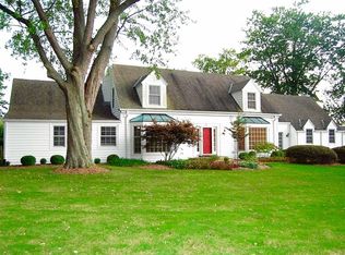 176 N Il Route 59, North Barrington, IL 60010