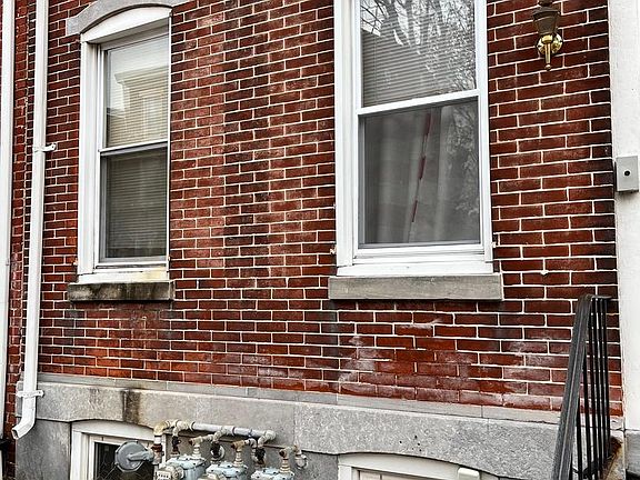 3rd image of 706 Chain St