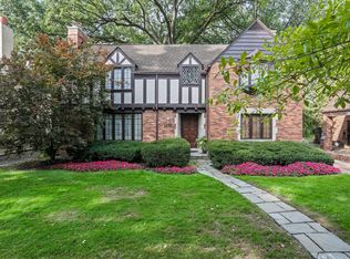 19691 Shrewsbury Rd, Detroit, MI 48221