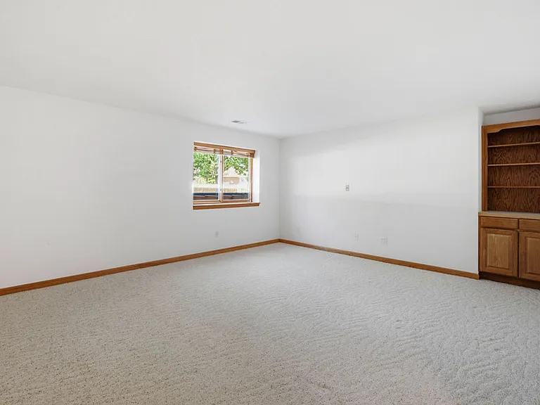 2580 Lochbuie Cir — Photo 23