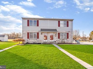 53 Meadowview Dr, Hanover, PA 17331