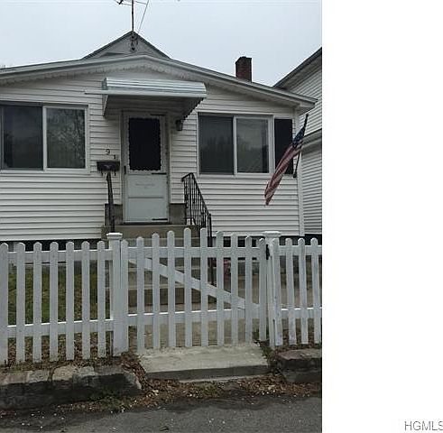 1st image of 9 Poplar Ave