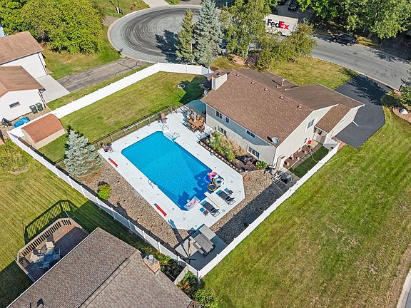 4th image of 4717 Covington Cir