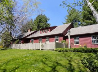 16 Covered Bridge Rd, Lakeville, CT 06039