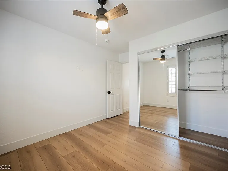 9133 Alpine Grove Ave #103 — Photo 9
