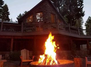 100 Lake Ct, Detroit, OR
