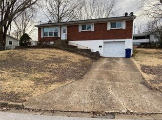 397 Hawthorne Dr, Union, MO 63084