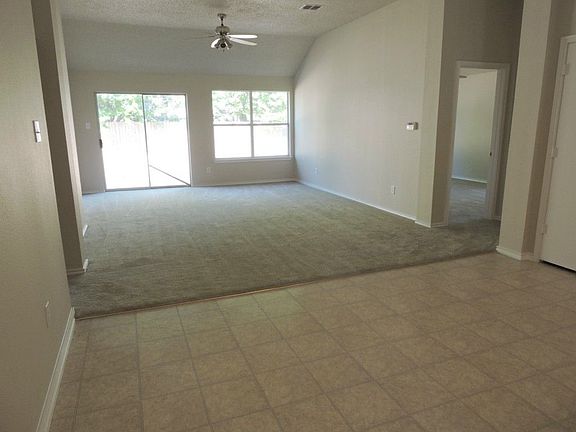 5th image of 1213 Nutting St