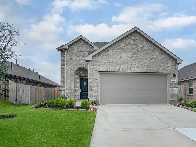23741 Woodgreen Terrace Dr — Photo 1