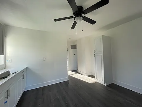 2201 E Harvard Ave — Photo 5