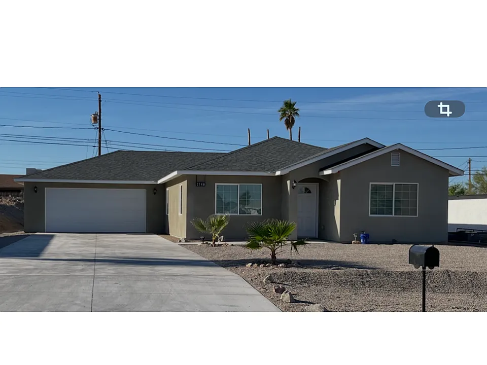 2740 Inverness Dr