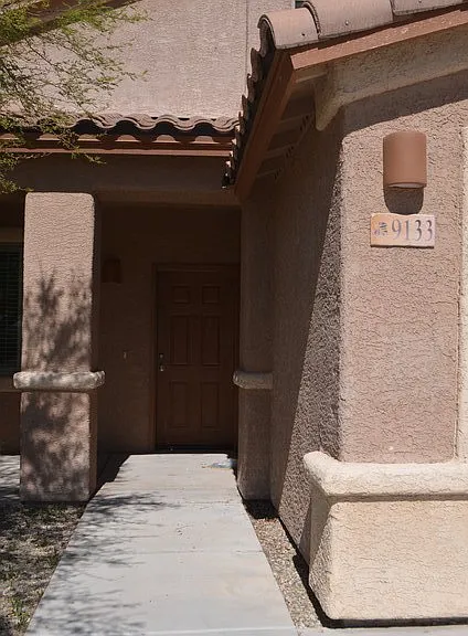9133 S Whispering Pine Dr — Photo 2