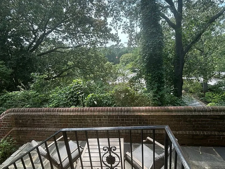 420 Linkhorn Dr #5 — Photo 14