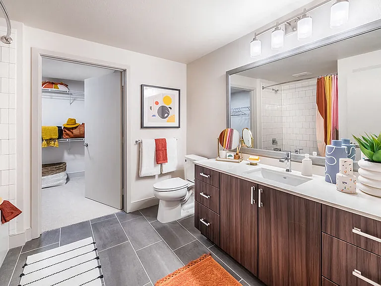 Embark Apartments — Photo 8