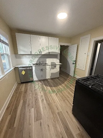 4427 West 49th Street - Downstairs — Photo 4