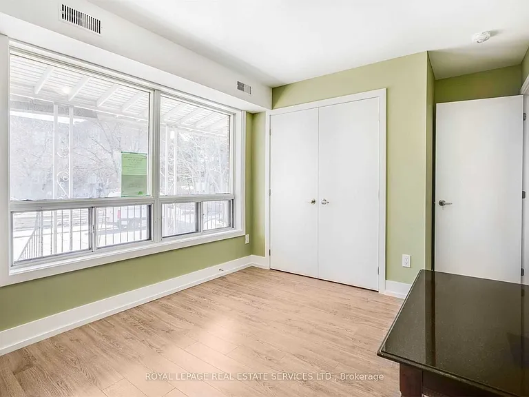 86 Givins St #MAIN — Photo 18
