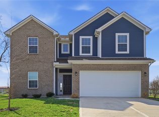 105 Clemmons Ct, Englewood, OH 45322