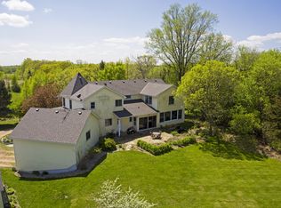 8575 Tellers Rd, Chaska, MN 55318