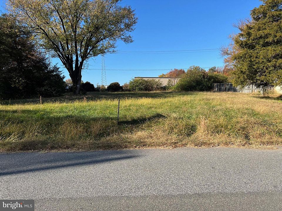 1st image of 107 Pegram Ln