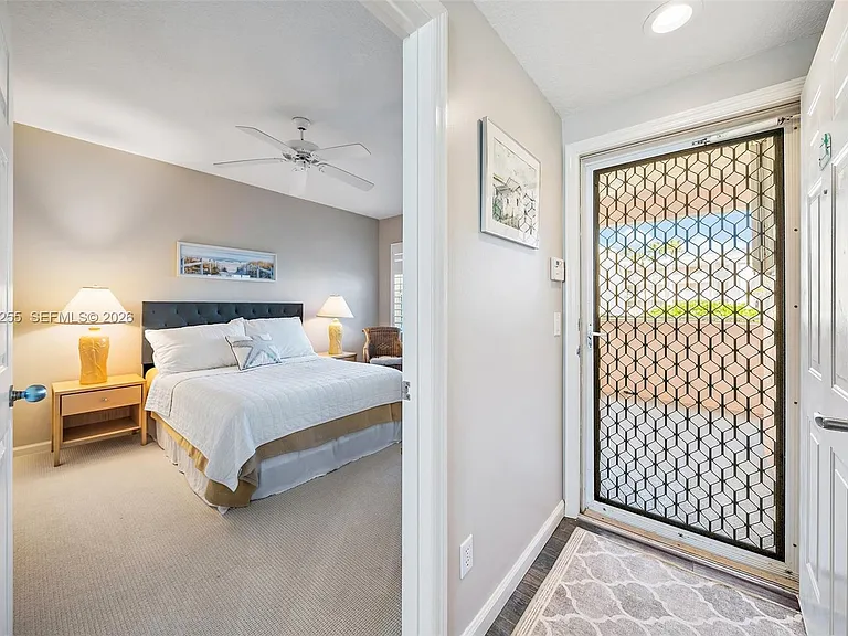 5800 NE Island Cove Way #2207 — Photo 17