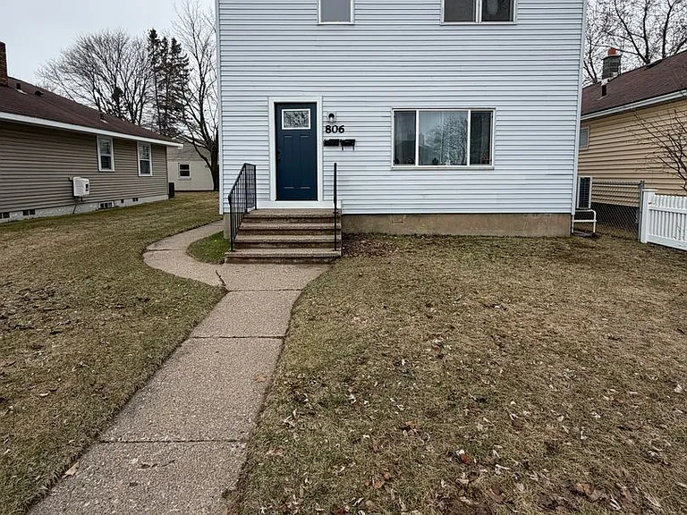 806 S 16th St — Photo 5