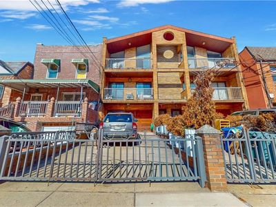 2580 45th St, Long Island City, NY, 11103