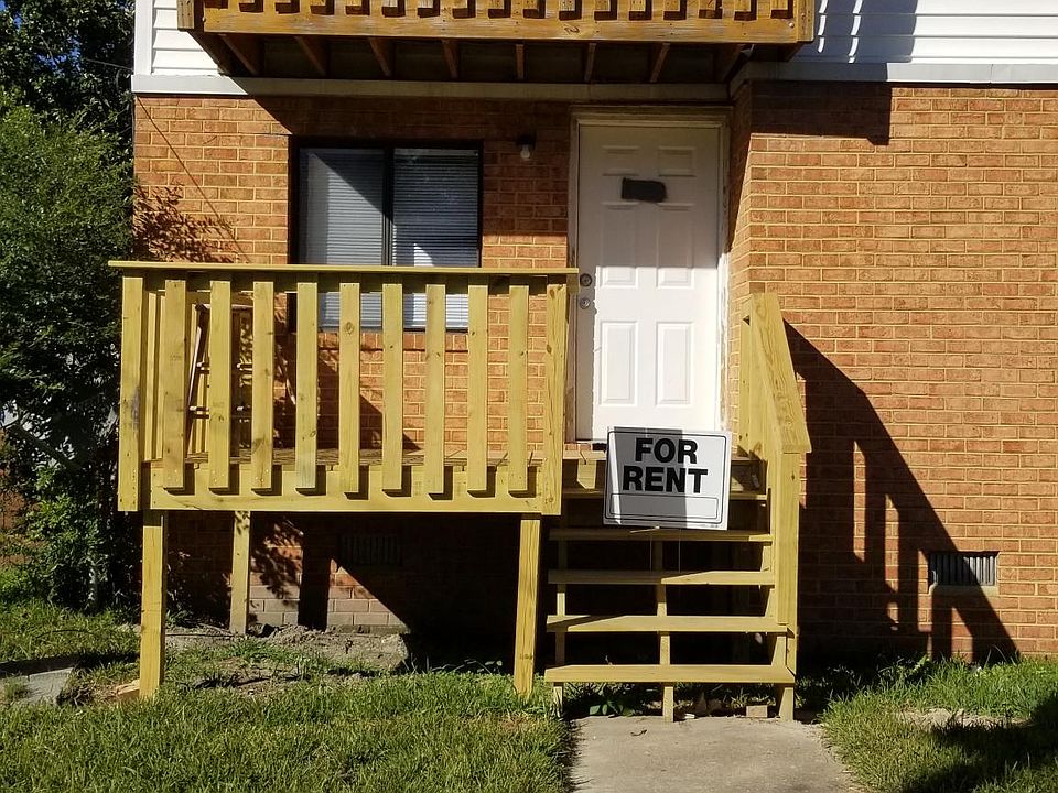 1st image of 412 Beechwood Ave #A