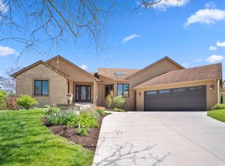 9514 Watergrove Trl, Fort Wayne, IN 46825