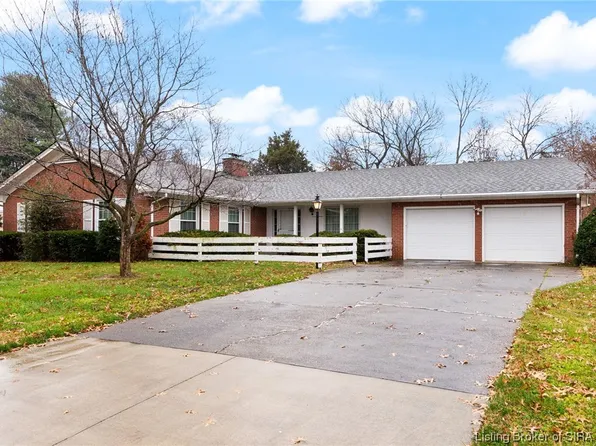 111 Pawnee Drive, Jeffersonville, IN 47130