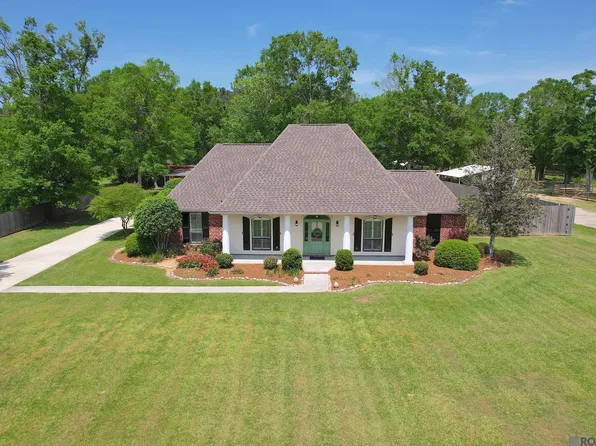 15309 E Ridge Dr, Walker, LA 70785