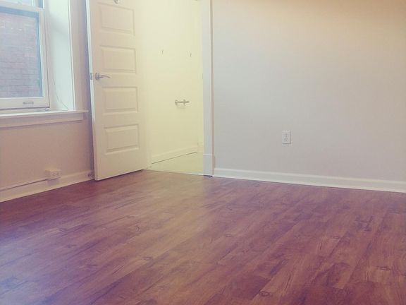 5th image of 1029 W 1st Ave APT 401