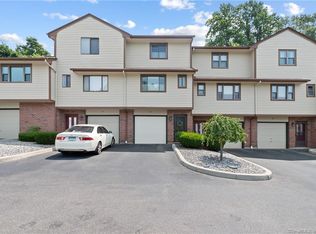 1516 E Main St APT 12, Meriden, CT 06450