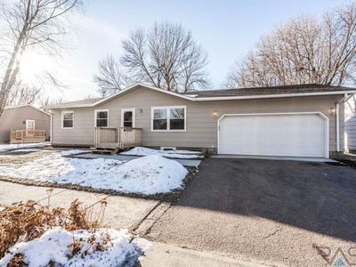 4009 S Palisade Ln, Sioux Falls, SD, 57106