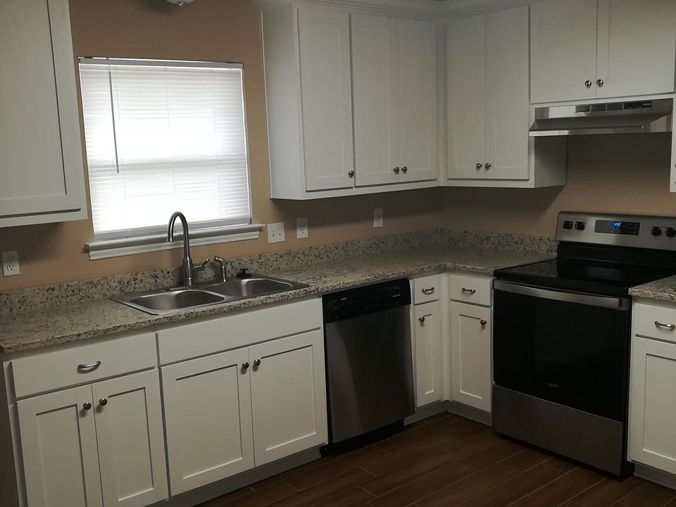 1st image of 108 Woodie Way