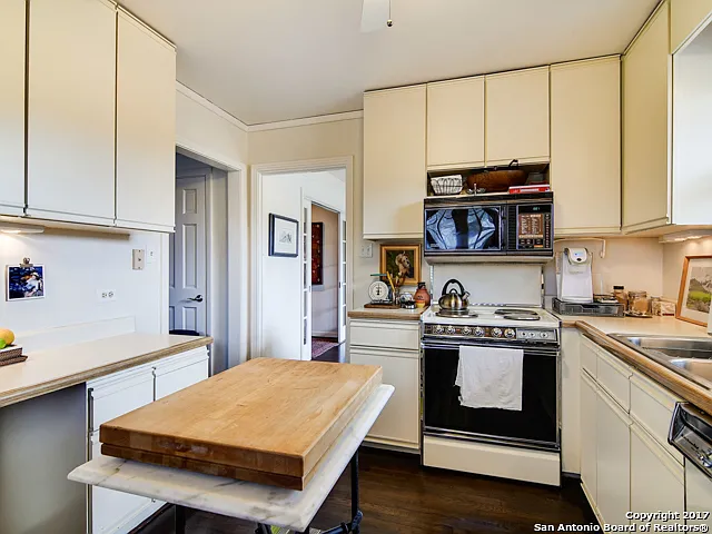 134 W Summit Ave — Photo 9