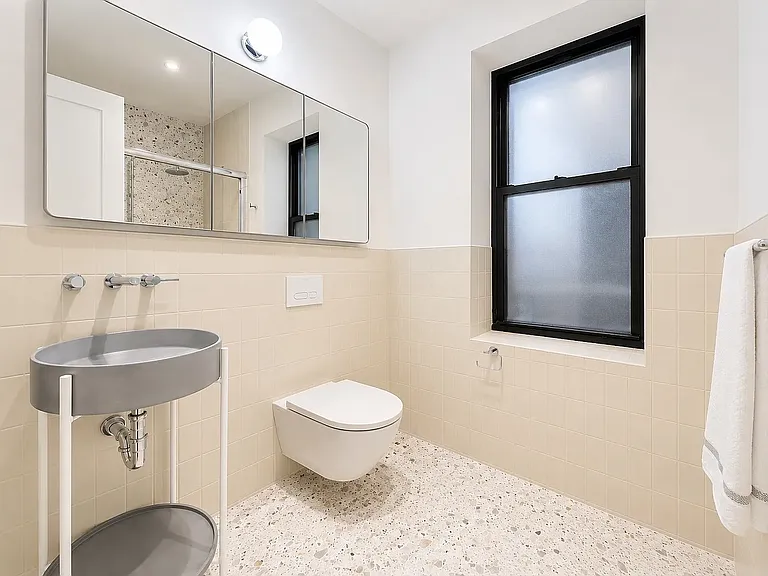 90 Bedford St #1 — Photo 13