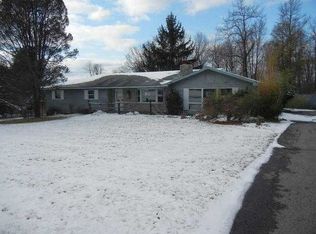 2142 Amlisa Rd, Nazareth, PA 18064