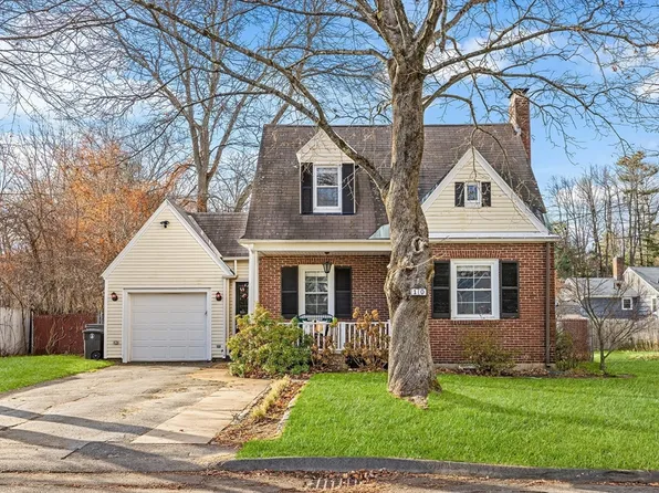 10 Myrtle Rd, Gardner, MA 01440