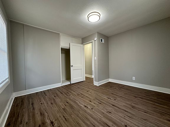 4th image of 1037 S Tonti Ct