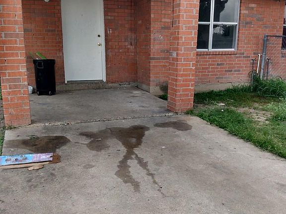 2nd image of 490 Pedernales Cir